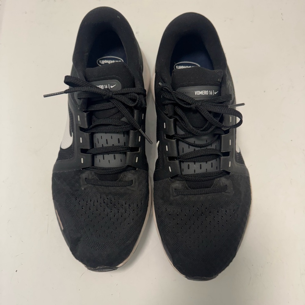 Nike Vomero 16 Men's Black Running Shoes